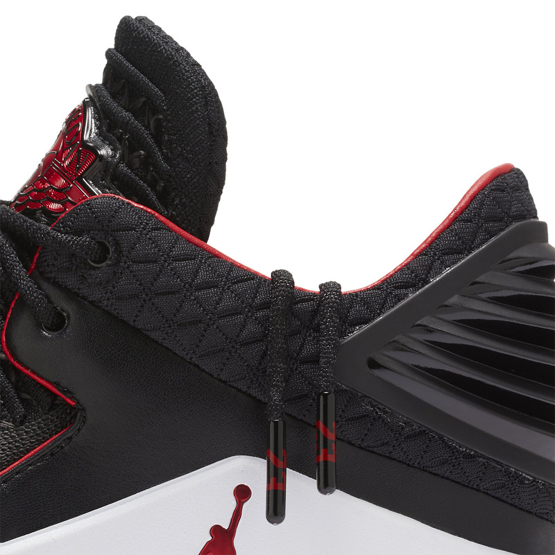 Jordan xxxii bred deals