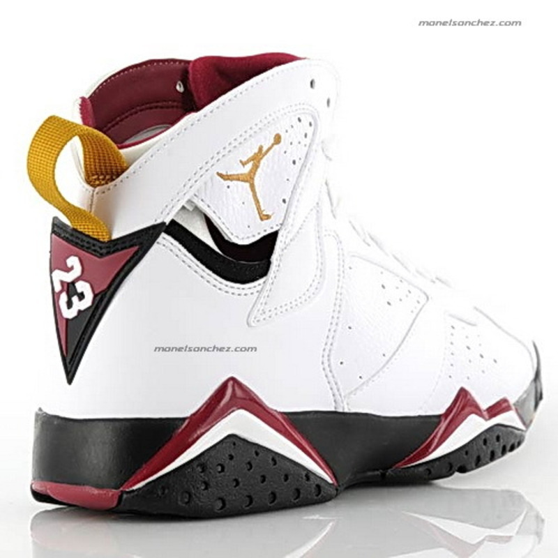 Jordan retro 7 blancos 2025
