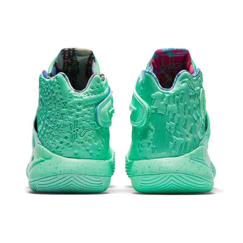 Kyrie 2 What The Shoe Green Glow manelsanchez