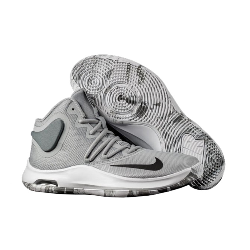 Nike air versitile 4 hotsell