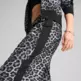 Puma T7 LEO LUXE AOP Straight Pants op "Black"