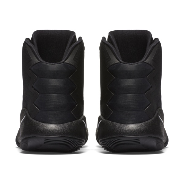 hyperdunk 2016 black and white