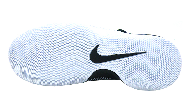 Nike TB (010/black/white)