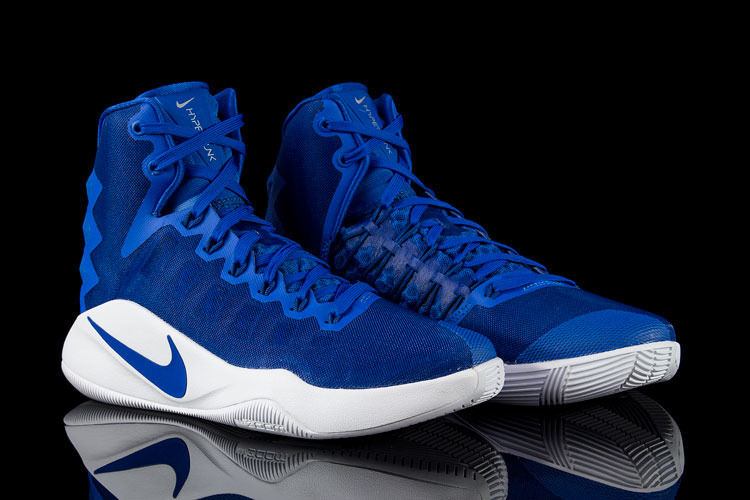 tenis hyperdunk 2016