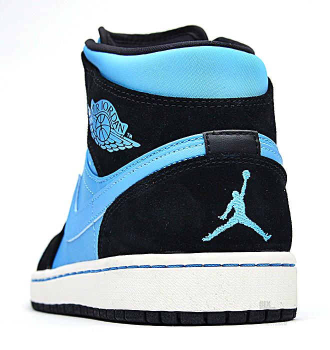 tenis jordan azules con negro