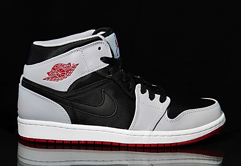 Air Jordan 1Mid \