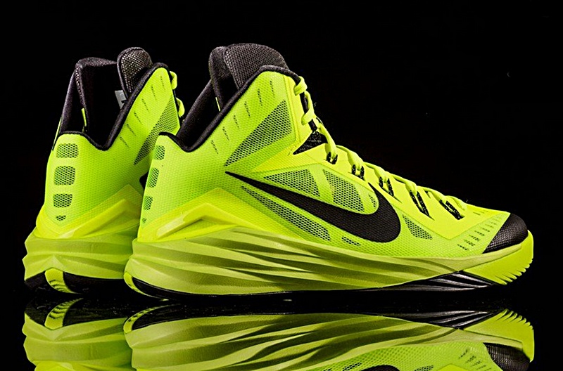 Nike Lunar Hyperdunk (700/volt/negro)