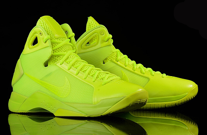 nike hyperdunk volt