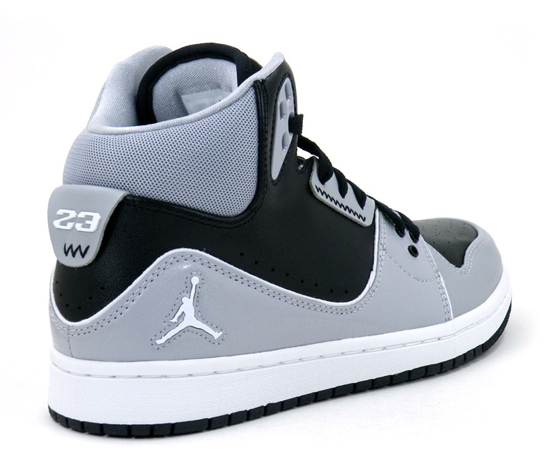 jordan gris con negro