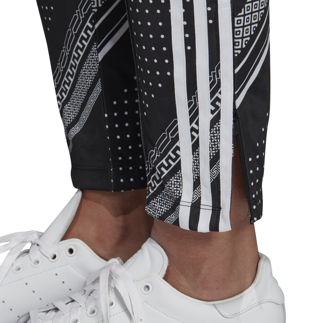 Oxidar robo deberes Adidas Originals SST Track Pants "Bandana Print"