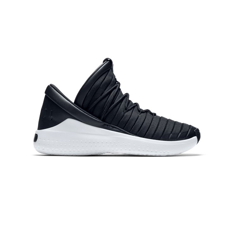 jordan flight luxe price