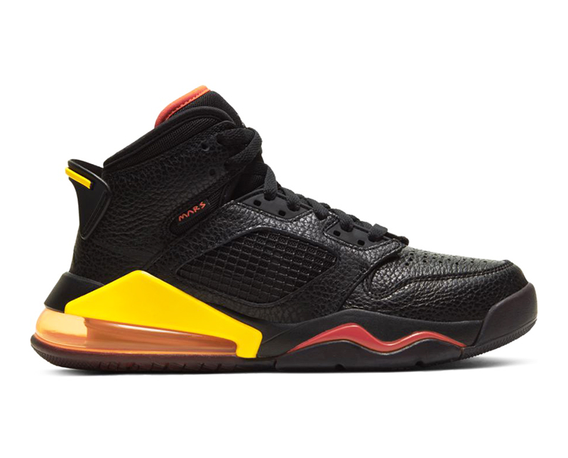 jordan mars 270 orange
