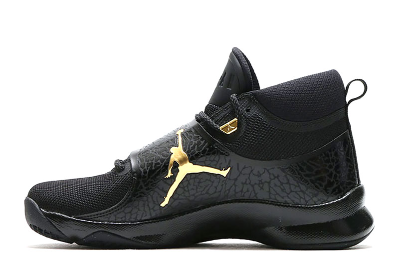 abrigo Leve Huracán Jordan SuperFly 5 PO "OVO" (015/black/metallic gold/black/anthra