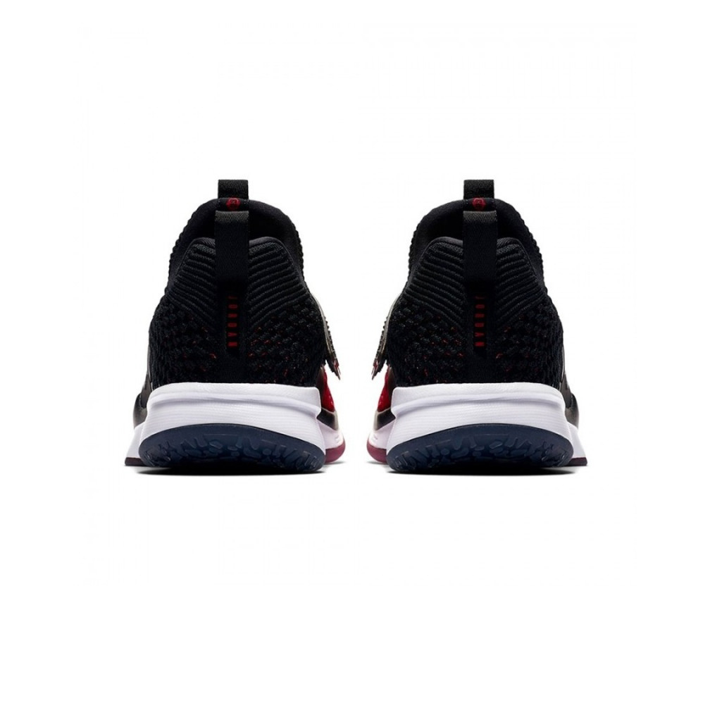 trainer 2 flyknit