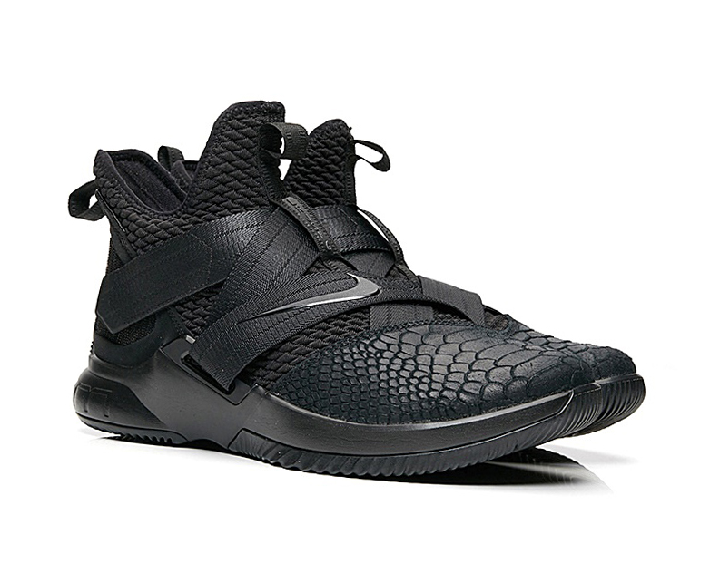 LeBron XII SFG "Black Alligator" (003)