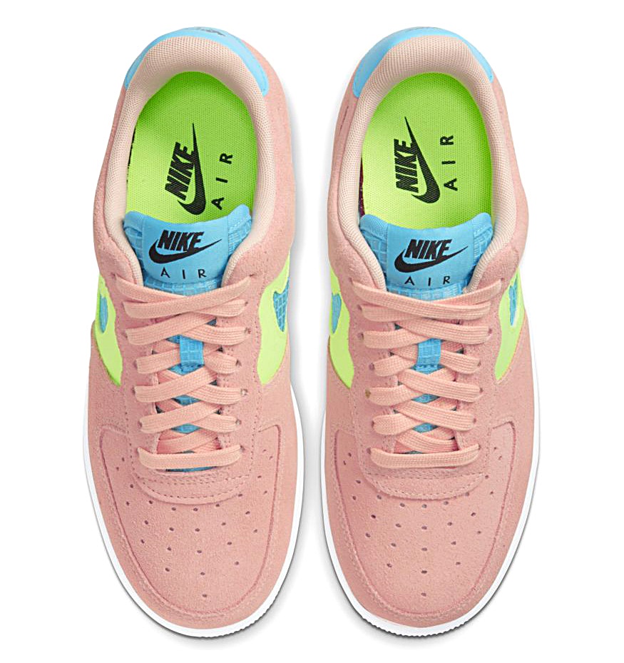 do womens nike shoes run big or small
