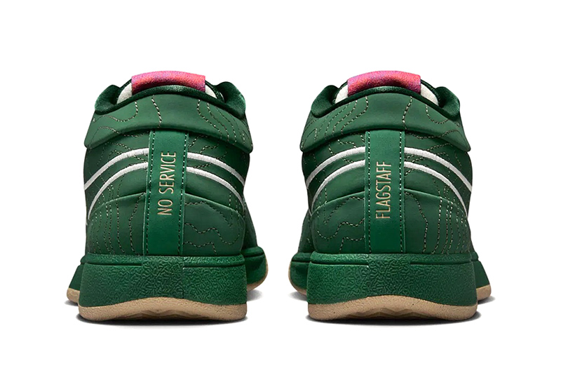 Nike Book 1 