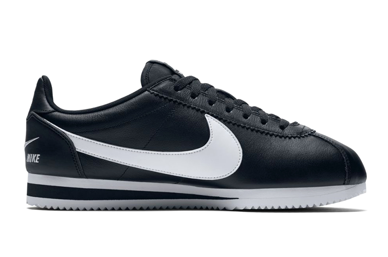 Nike Classic Premium -