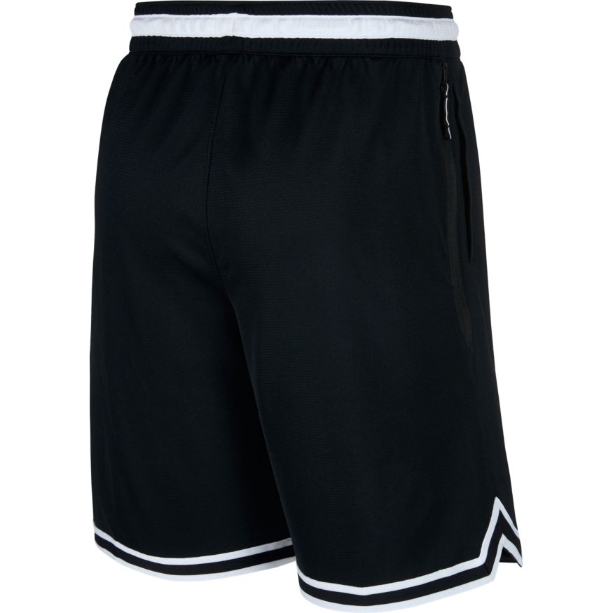 bermudas basket