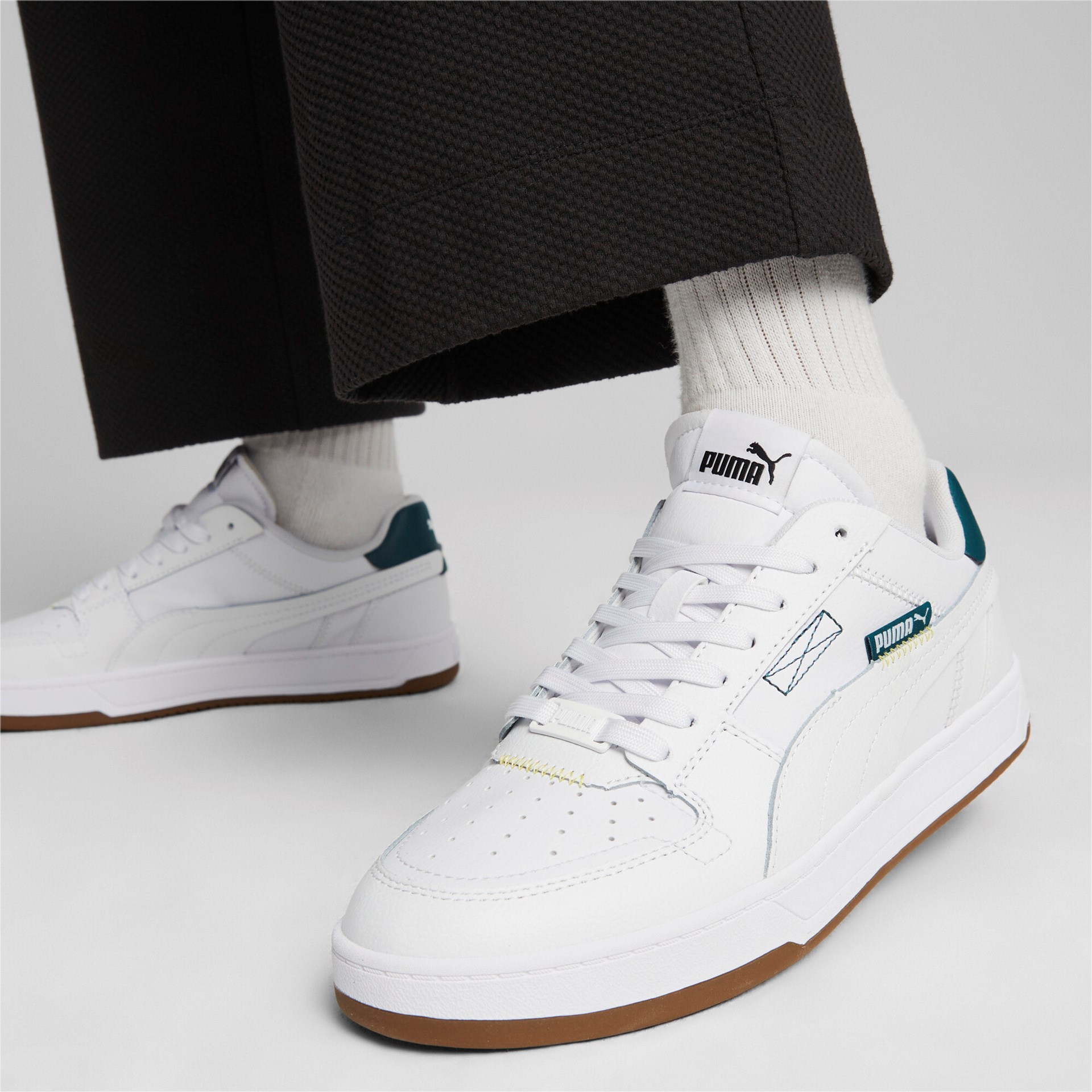 https://www.manelsanchez.com/uploads/media/images/puma-caven-2-0-vtg-white-malachite-16.jpg