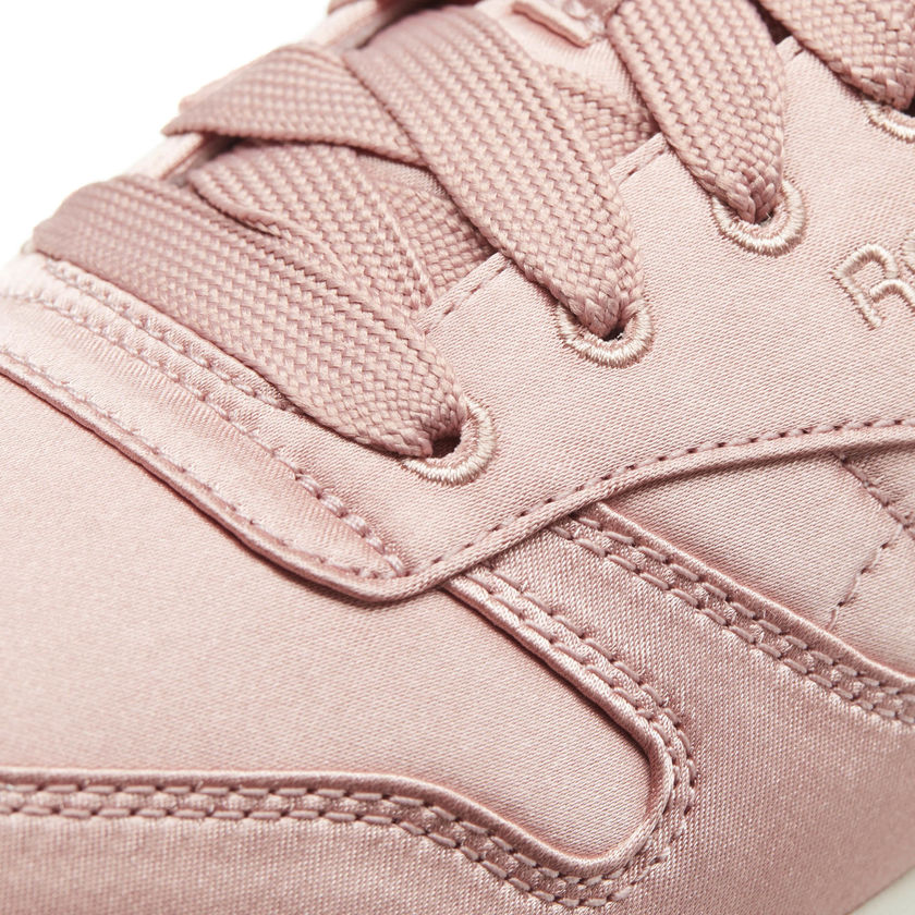 reebok rosa classic