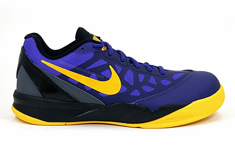 nike zoom attero 2